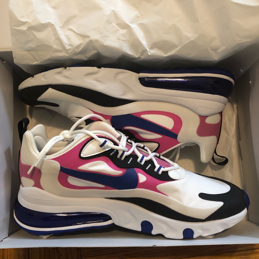 Nike 270 React.